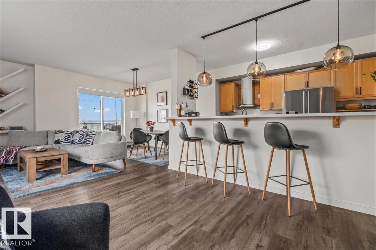 #704 9707 105 ST NW, Downtown (Edmonton), Edmonton photo 1