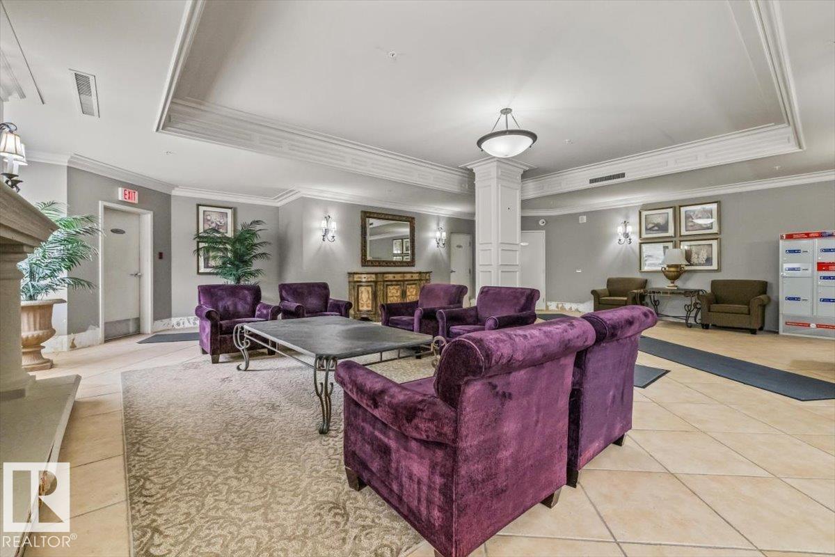 #704 9707 105 ST NW - 32