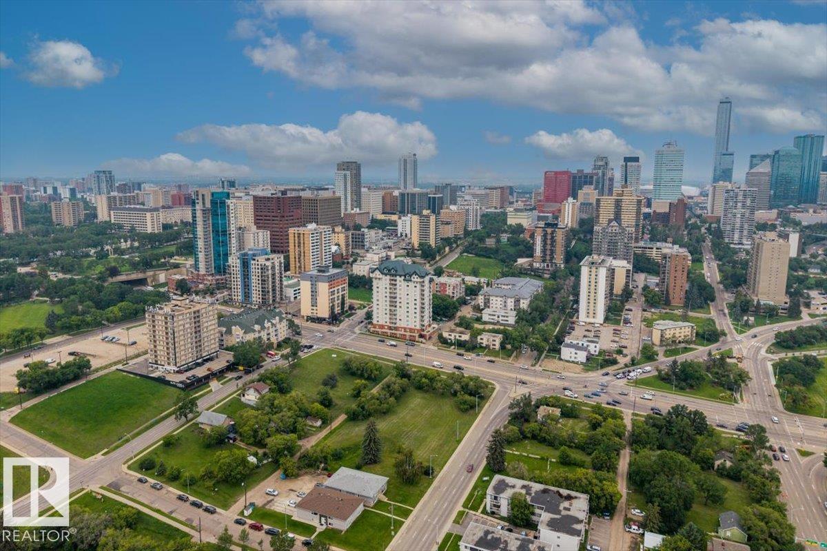 #704 9707 105 ST NW - 34