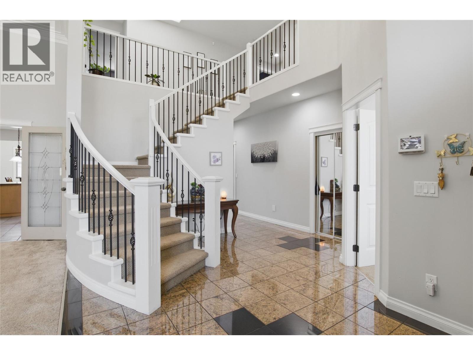 819 Arlington Court - 2