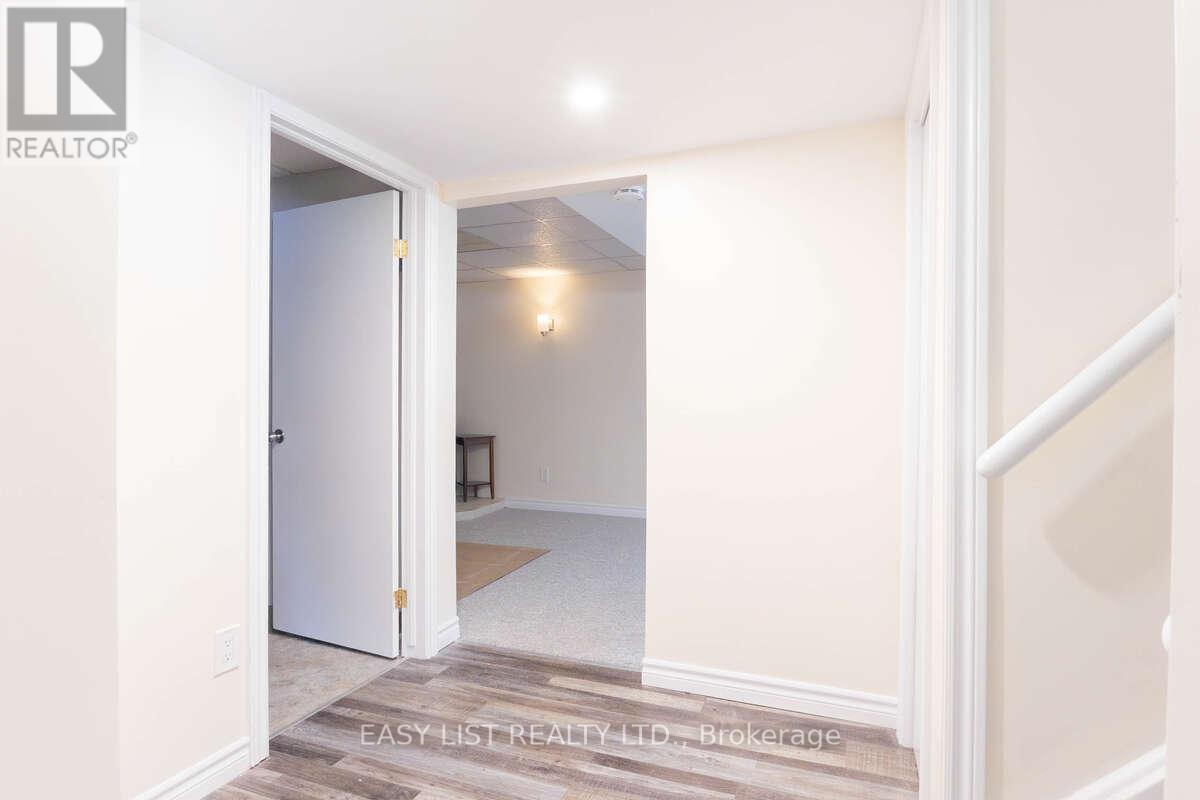 2651 MARSDALE DRIVE - 20