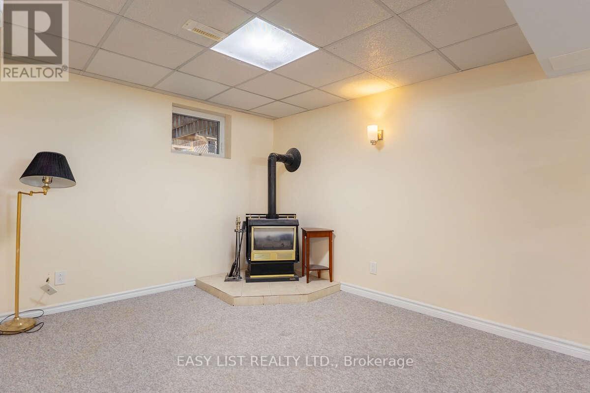 2651 MARSDALE DRIVE - 25