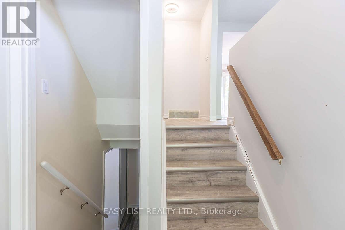 2651 MARSDALE DRIVE - 4