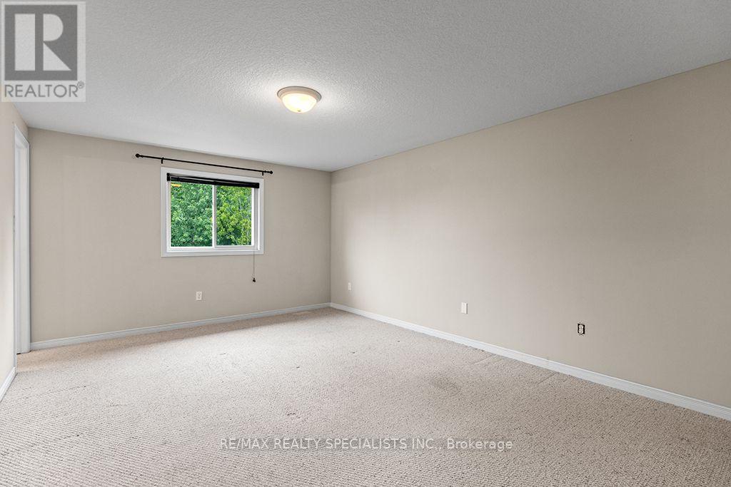 292 BRIARMEADOW DRIVE - 23