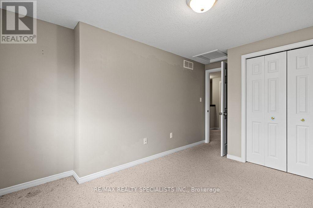292 BRIARMEADOW DRIVE - 29