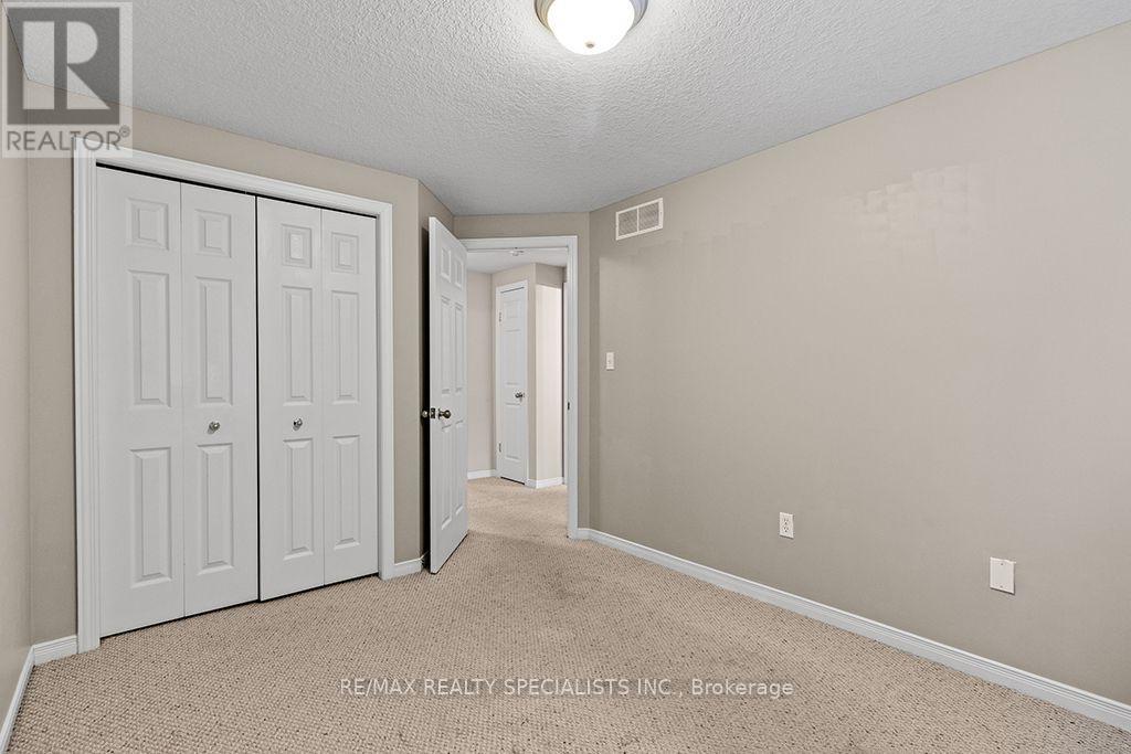 292 BRIARMEADOW DRIVE - 31