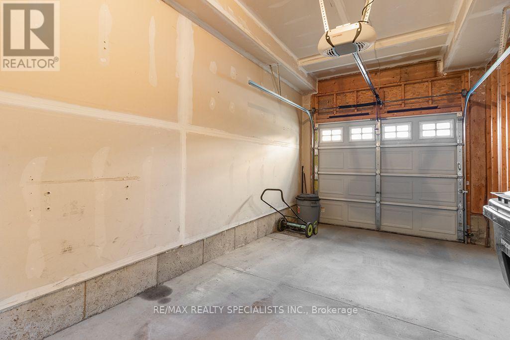 292 BRIARMEADOW DRIVE - 40