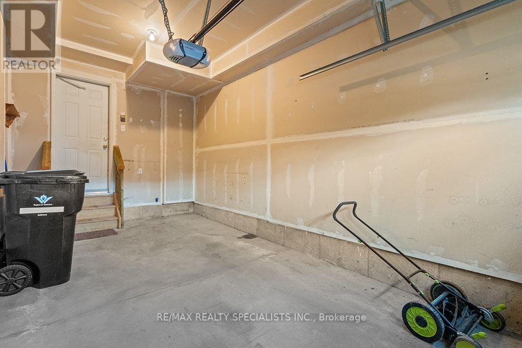292 BRIARMEADOW DRIVE - 41