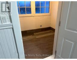 18 Forks Road E, Welland, ON L3B5K1 Photo 11