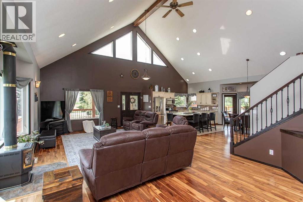 41104 Range Road 274, Rural Lacombe County