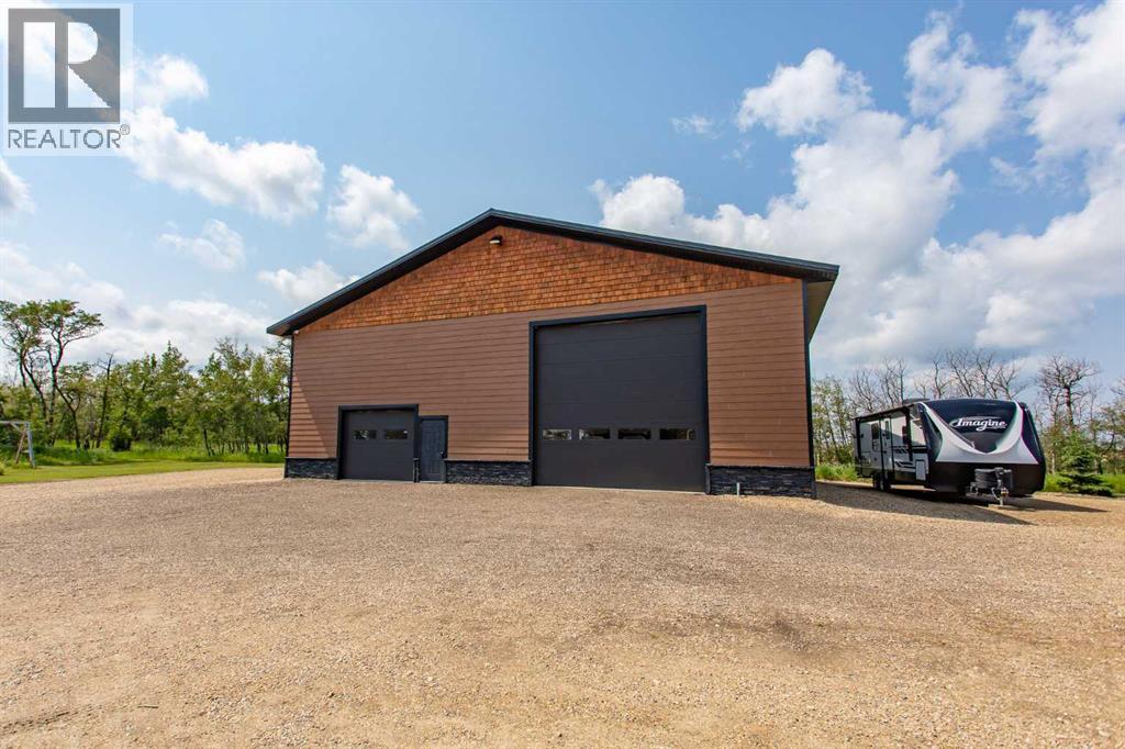 41104 Range Road 274, Rural Lacombe County