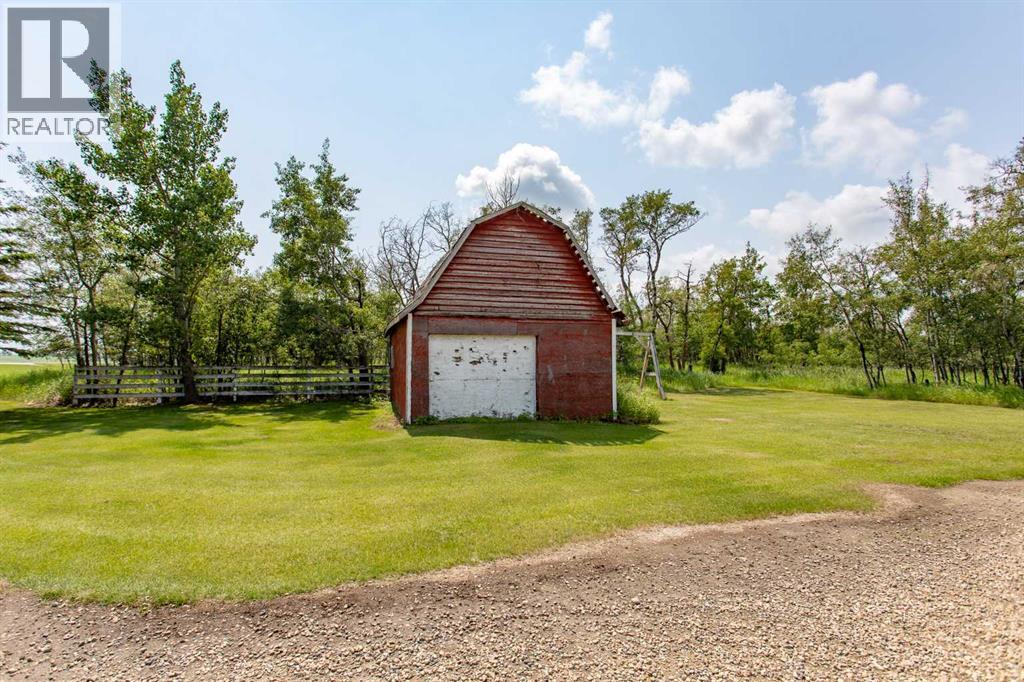 41104 Range Road 274, Rural Lacombe County