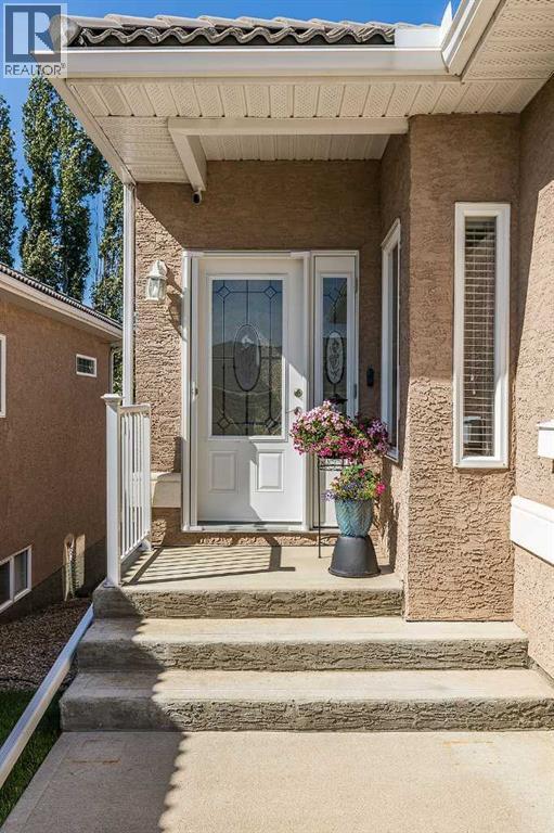 18 Ranchlands Lane NE photo 4