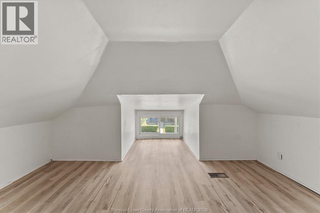 328 JOSEPHINE AVENUE - Image 23