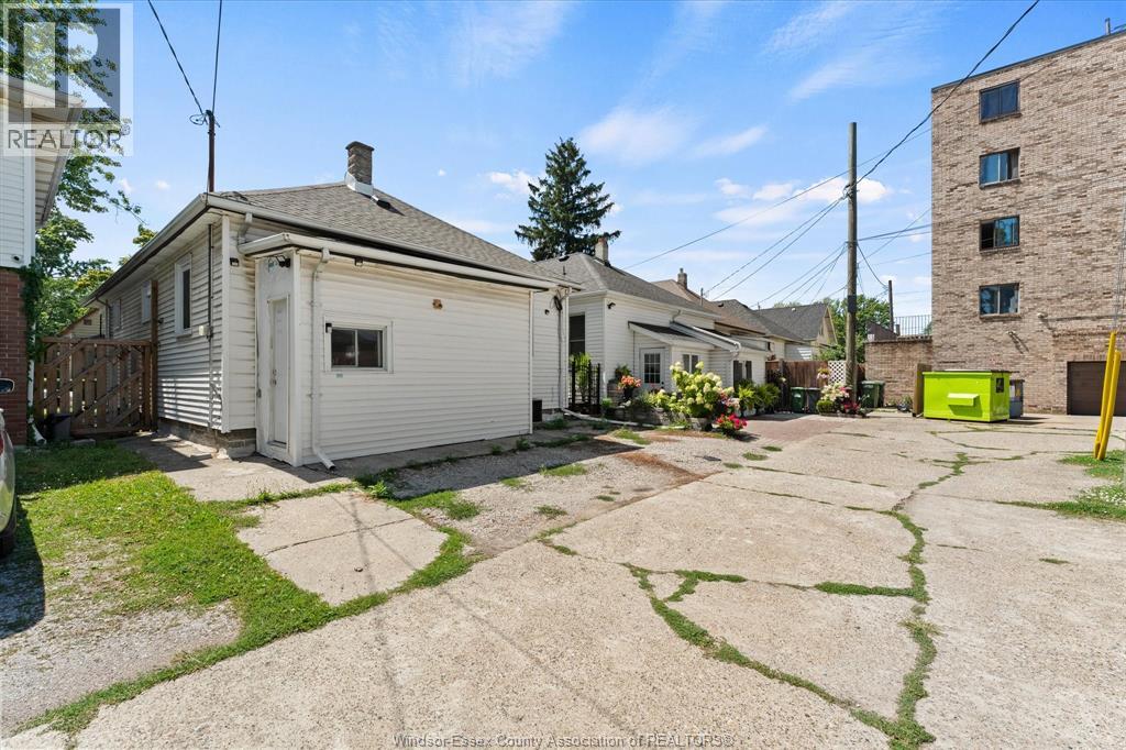 328 JOSEPHINE AVENUE - 29