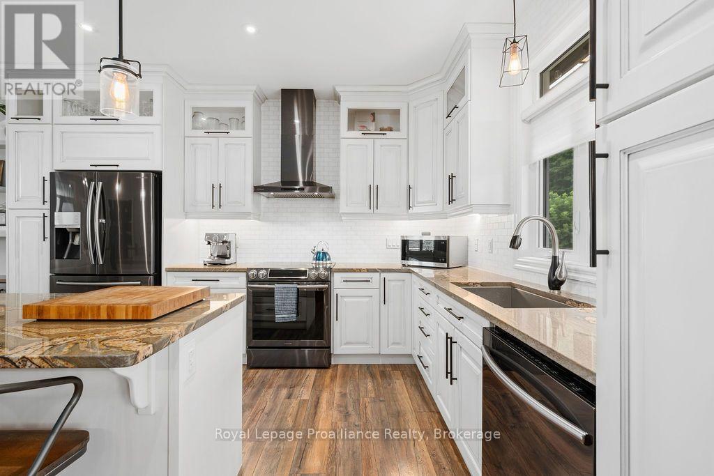 45 AMBROSIA TERRACE - 18