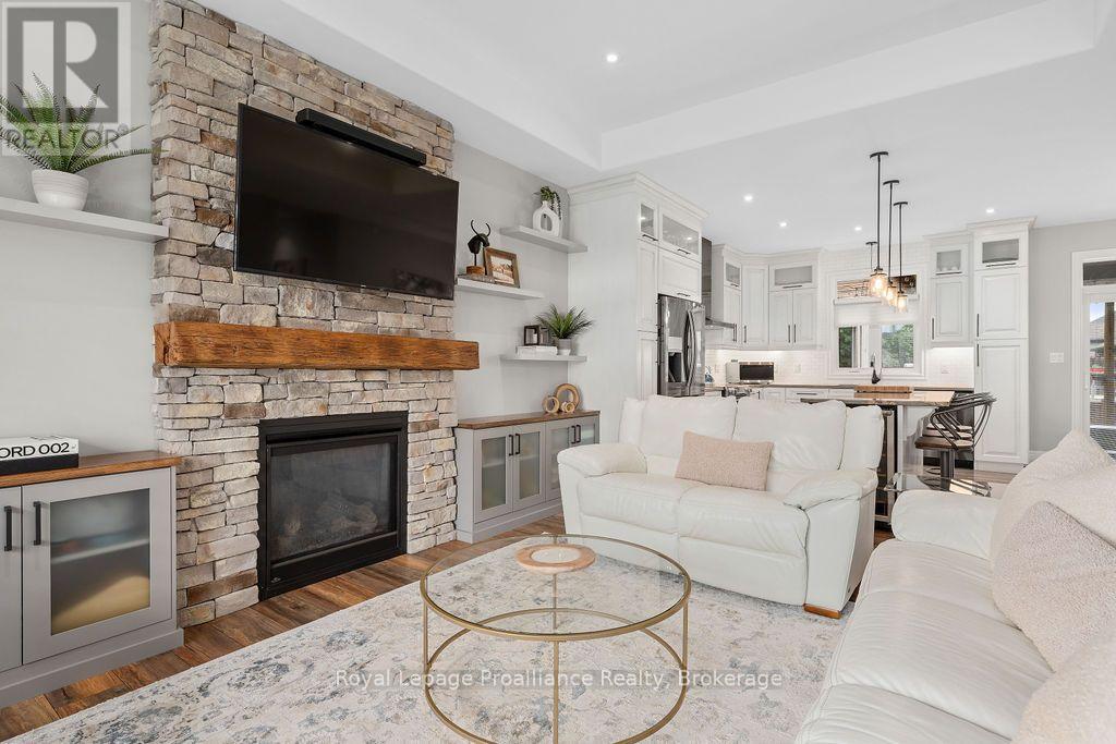 45 AMBROSIA TERRACE - 14