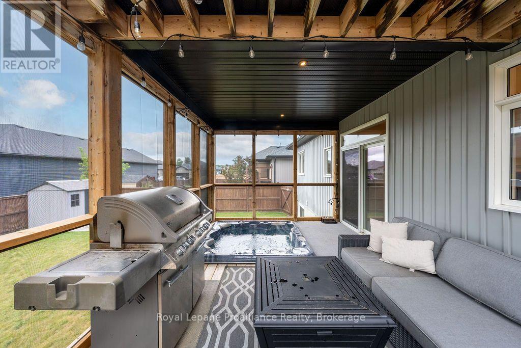 45 AMBROSIA TERRACE - 24