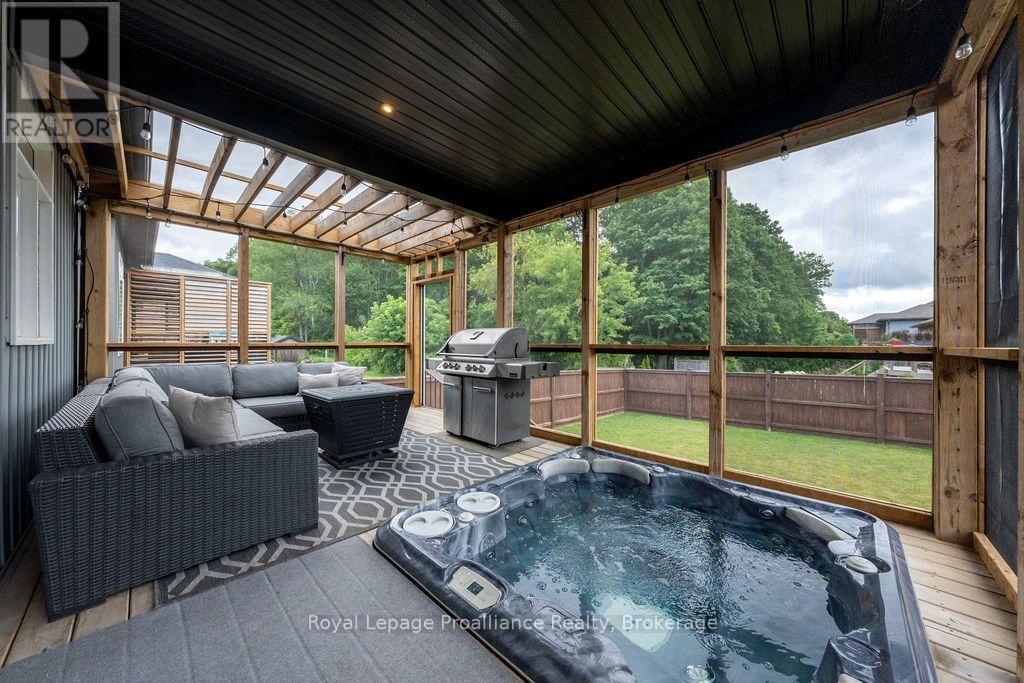 45 AMBROSIA TERRACE - 21