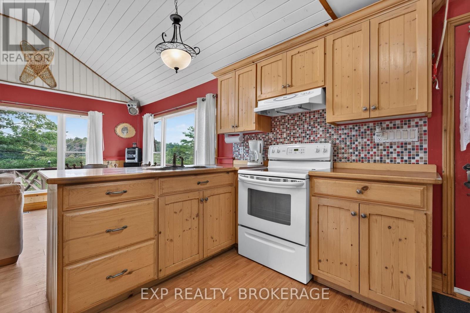 1058 PERRY ROAD - 20
