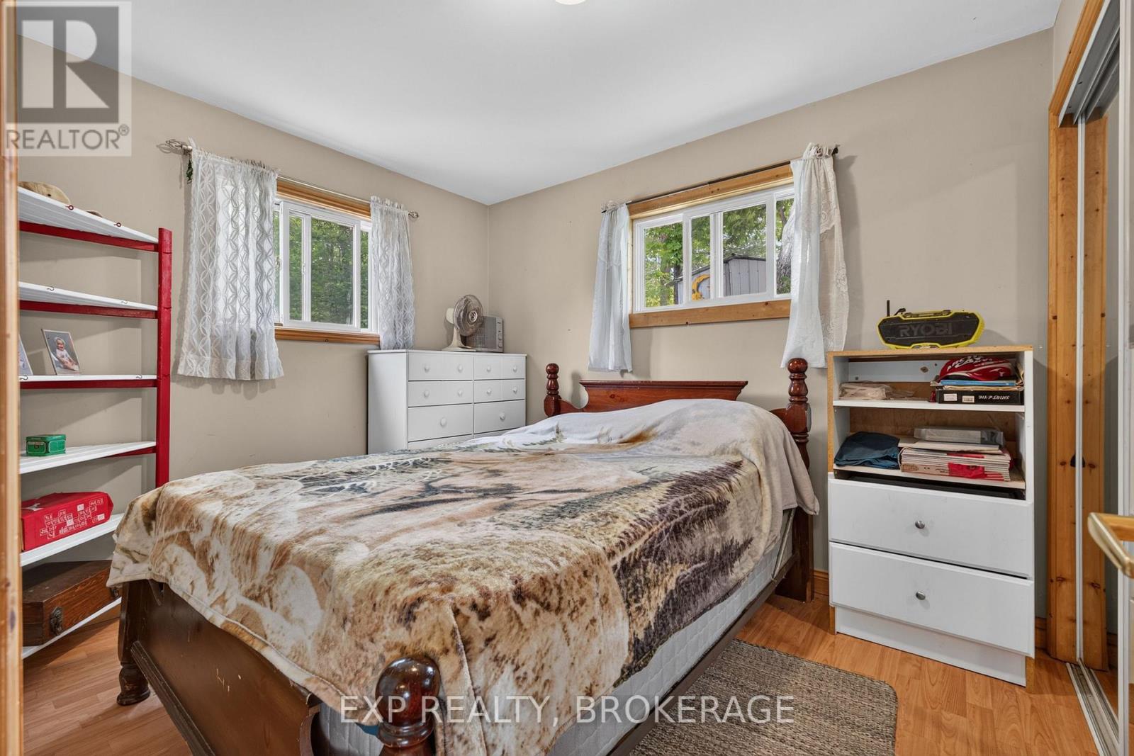 1058 PERRY ROAD - 22