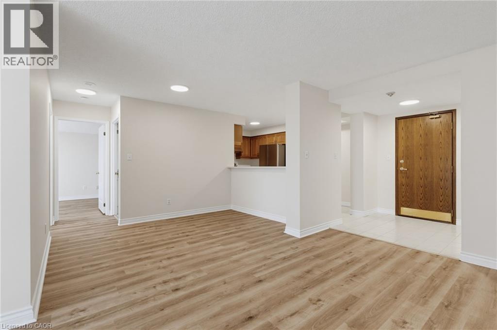 #611 1276 MAPLE CROSSING Boulevard - 18