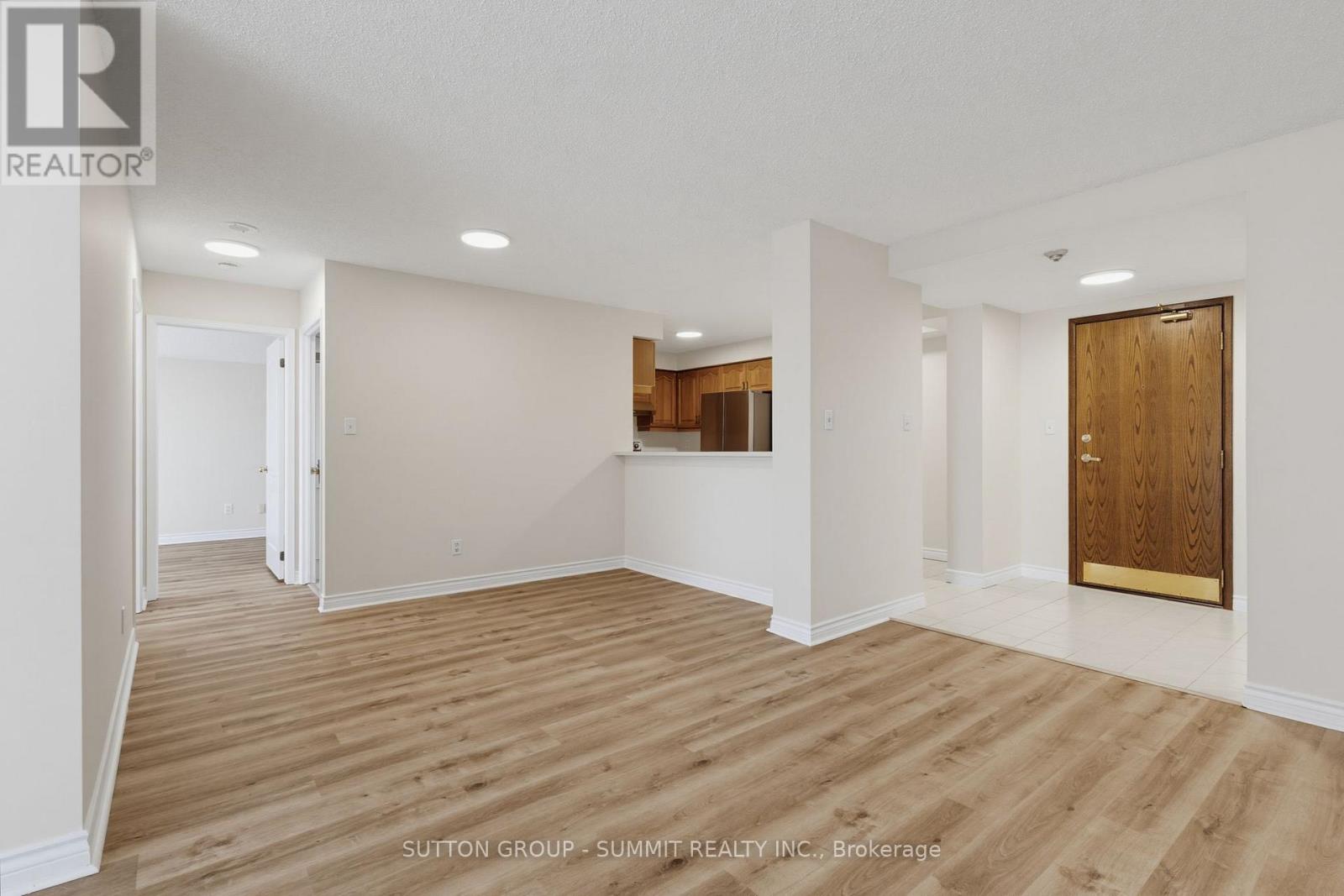 #611 1276 MAPLE CROSSING BOULEVARD - 18