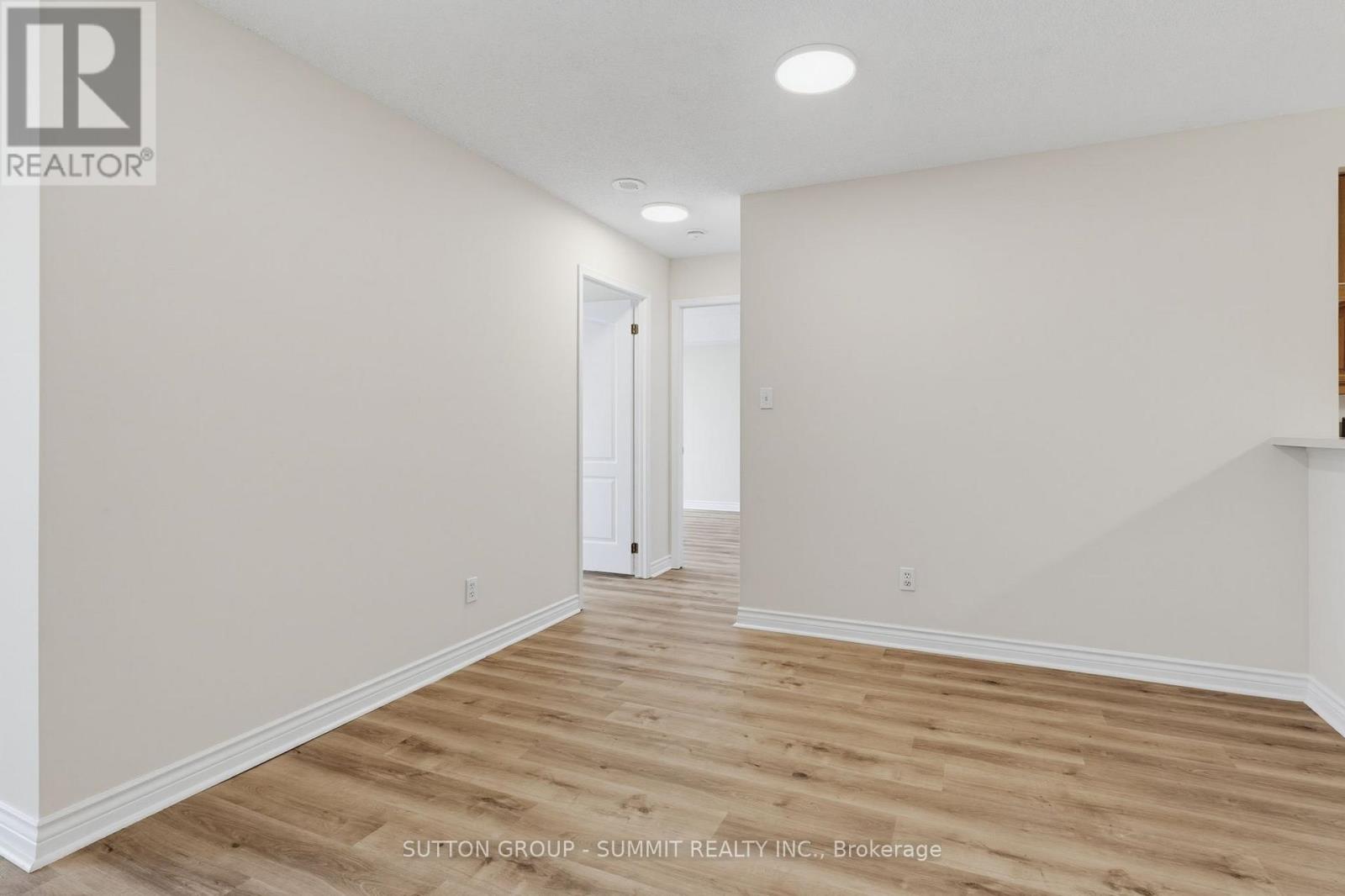 #611 1276 MAPLE CROSSING BOULEVARD - 20