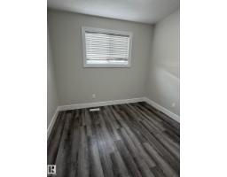 Additional bedroom - 7604 7606 75 St Nw, Edmonton, AB T6C2E9 Photo 10