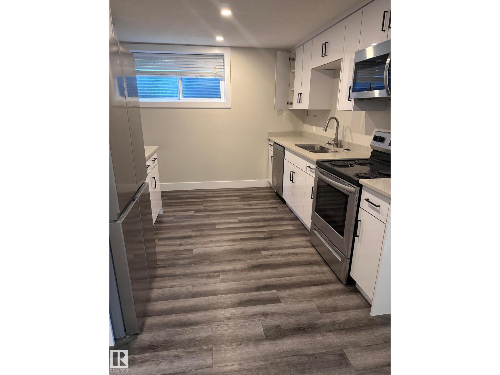 7604 7606 75 ST NW - Image 22