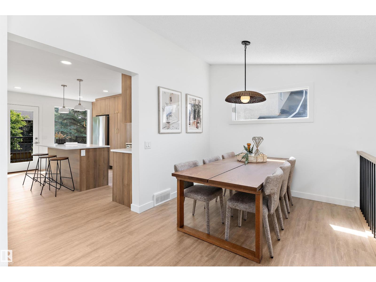 8311 184 ST NW - 10