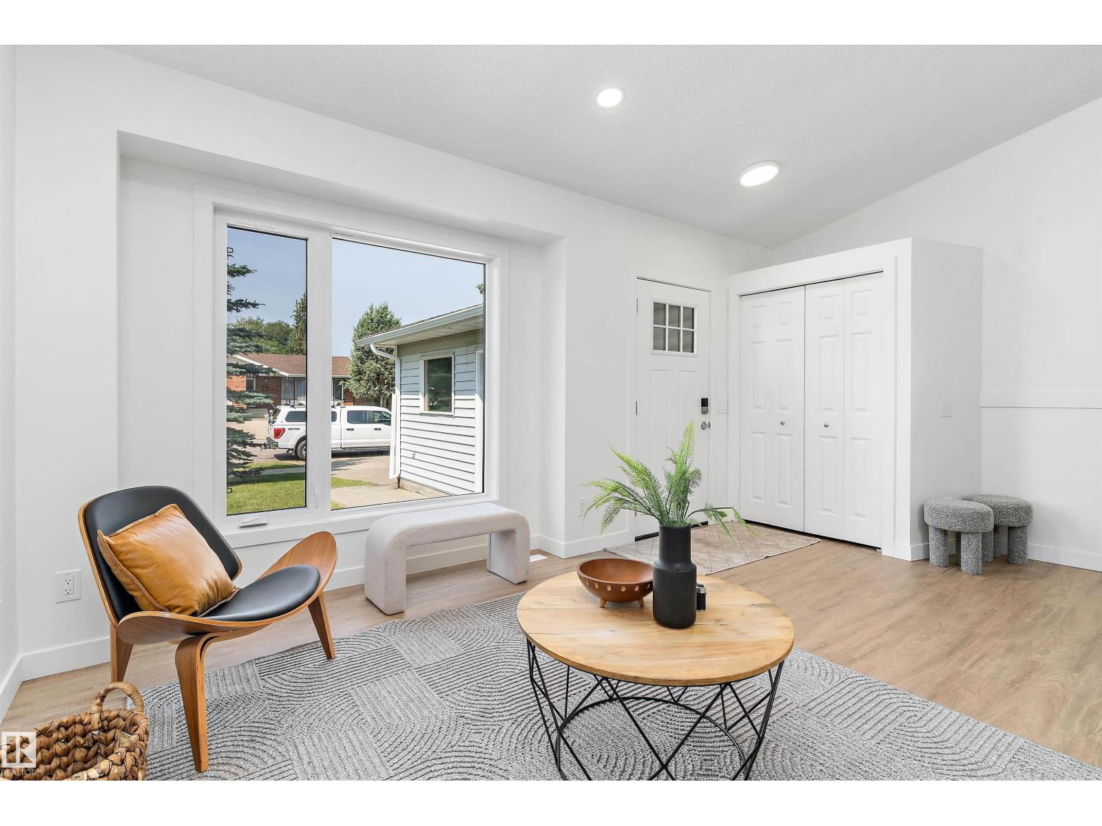 8311 184 ST NW - 8