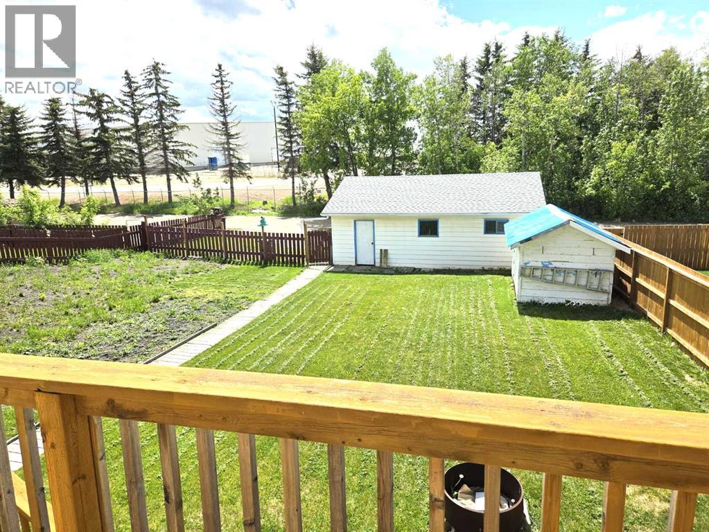 5039 56 Street E, Innisfail — photo 2