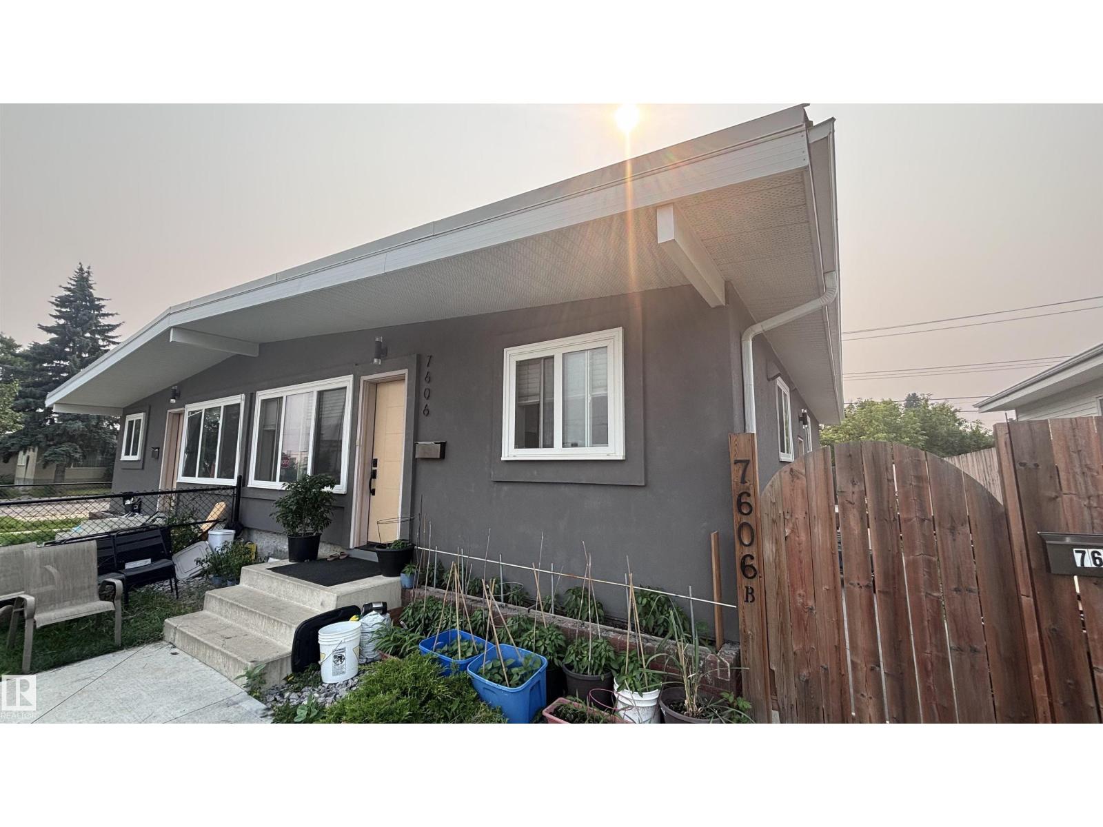 7604 7606 75 ST NW - Image 38