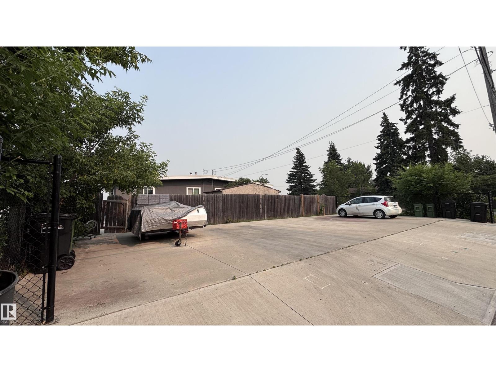 7604 7606 75 ST NW - Image 45