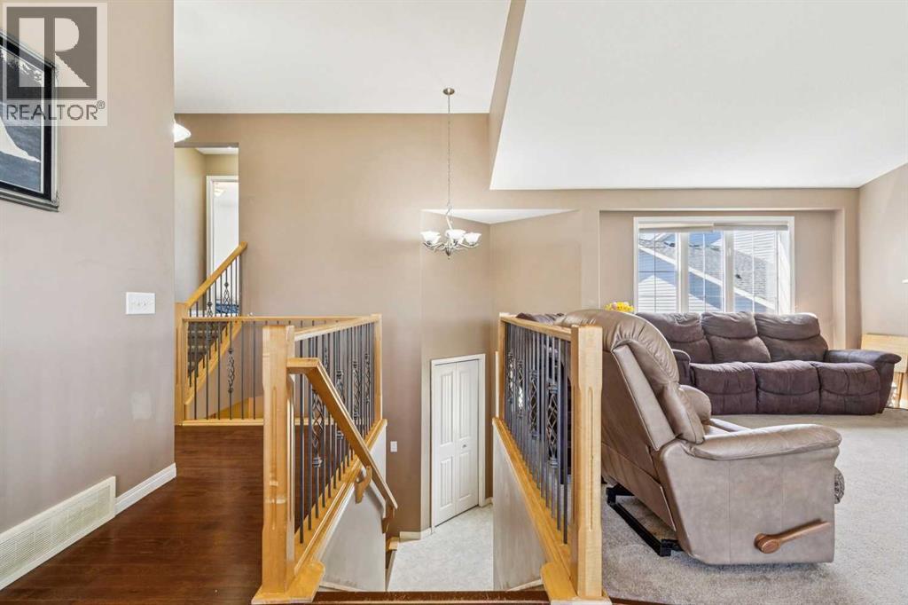 232 Hillcrest Court - 3