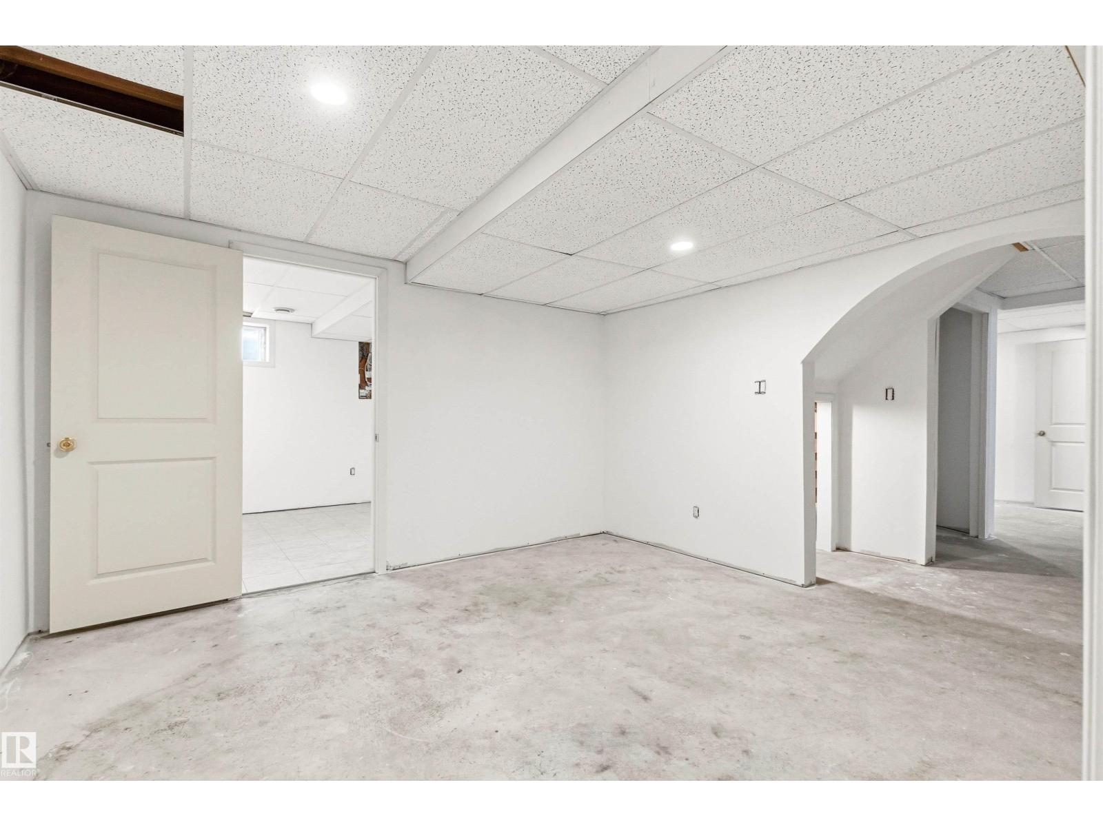 141 KULAWY DR N NW - 53