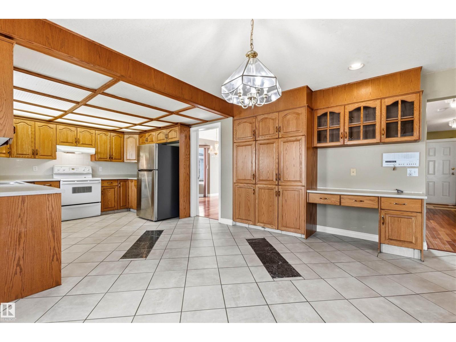 141 KULAWY DR N NW - 18