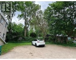 74 William Street W Unit# 4, Waterloo, ON N2L1J7 Photo 13