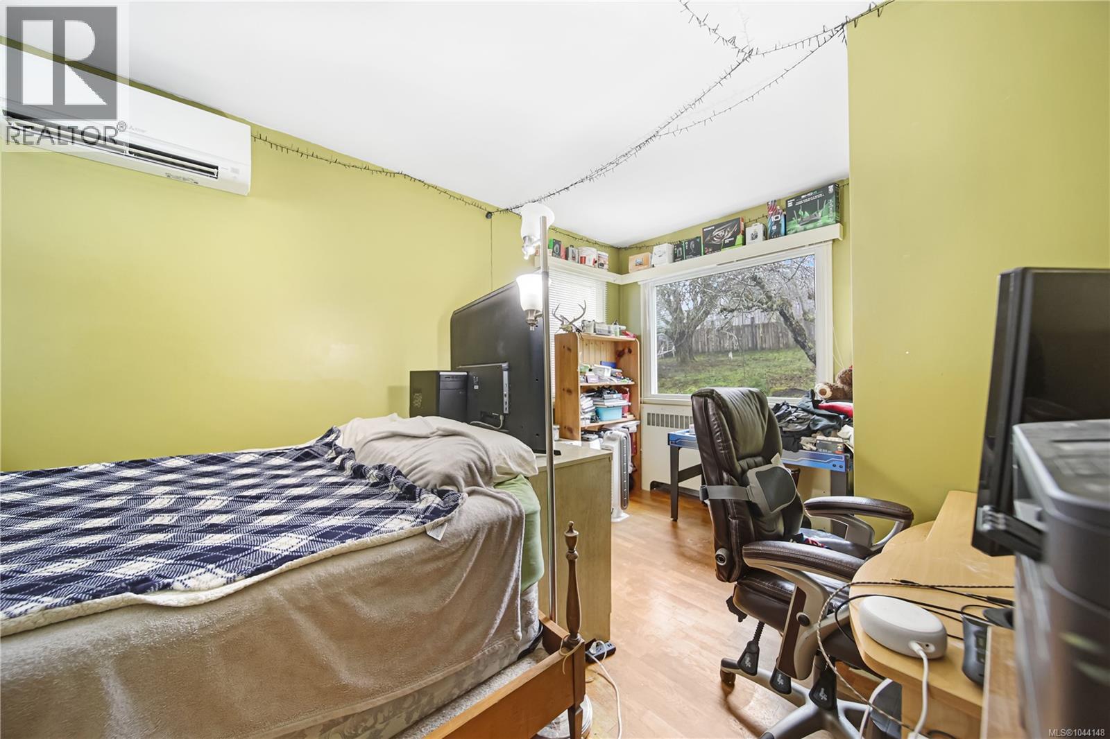 2955 6th Ave - 22