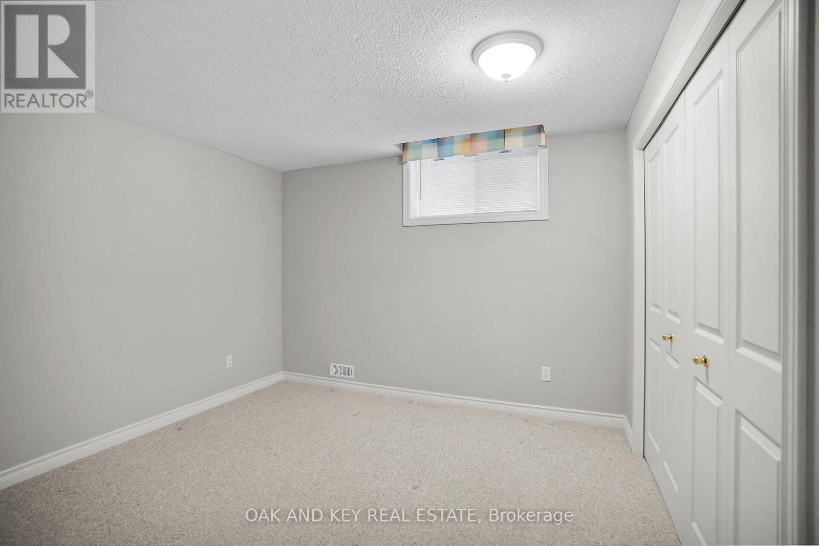 38 QUINELLA PLACE - 39