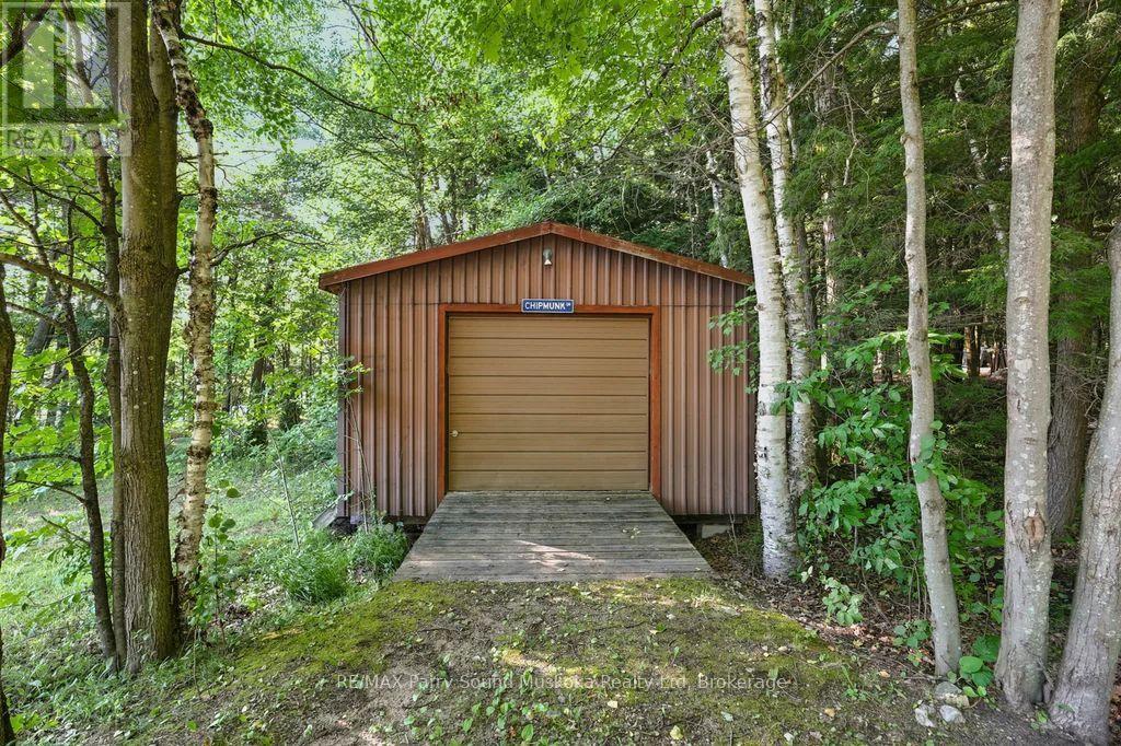 708 PARADISE LANE - Image 27