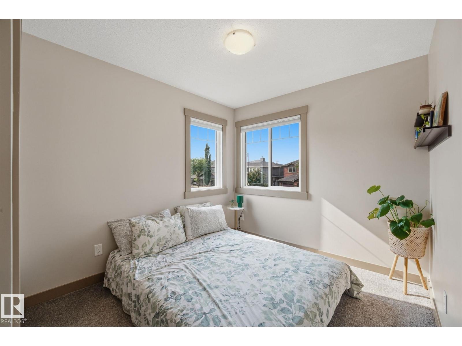 17621 10 AV SW - 21