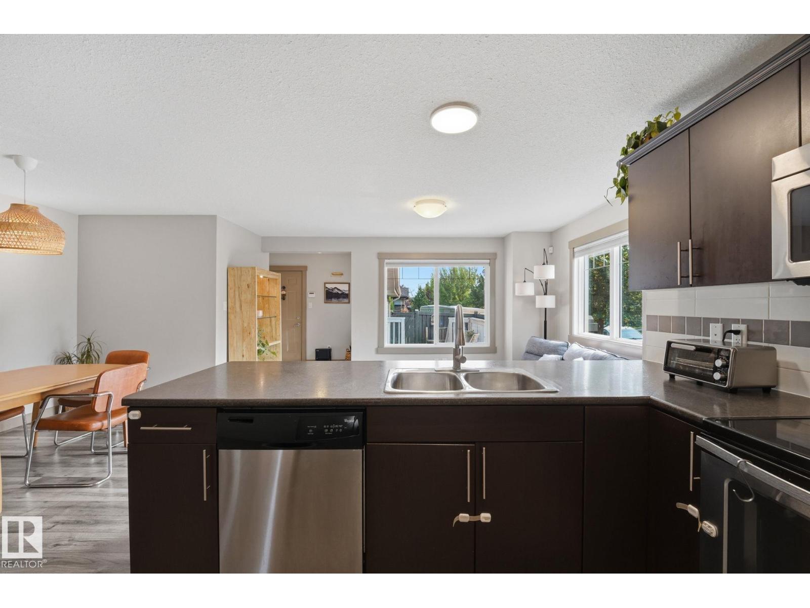 17621 10 AV SW - 11