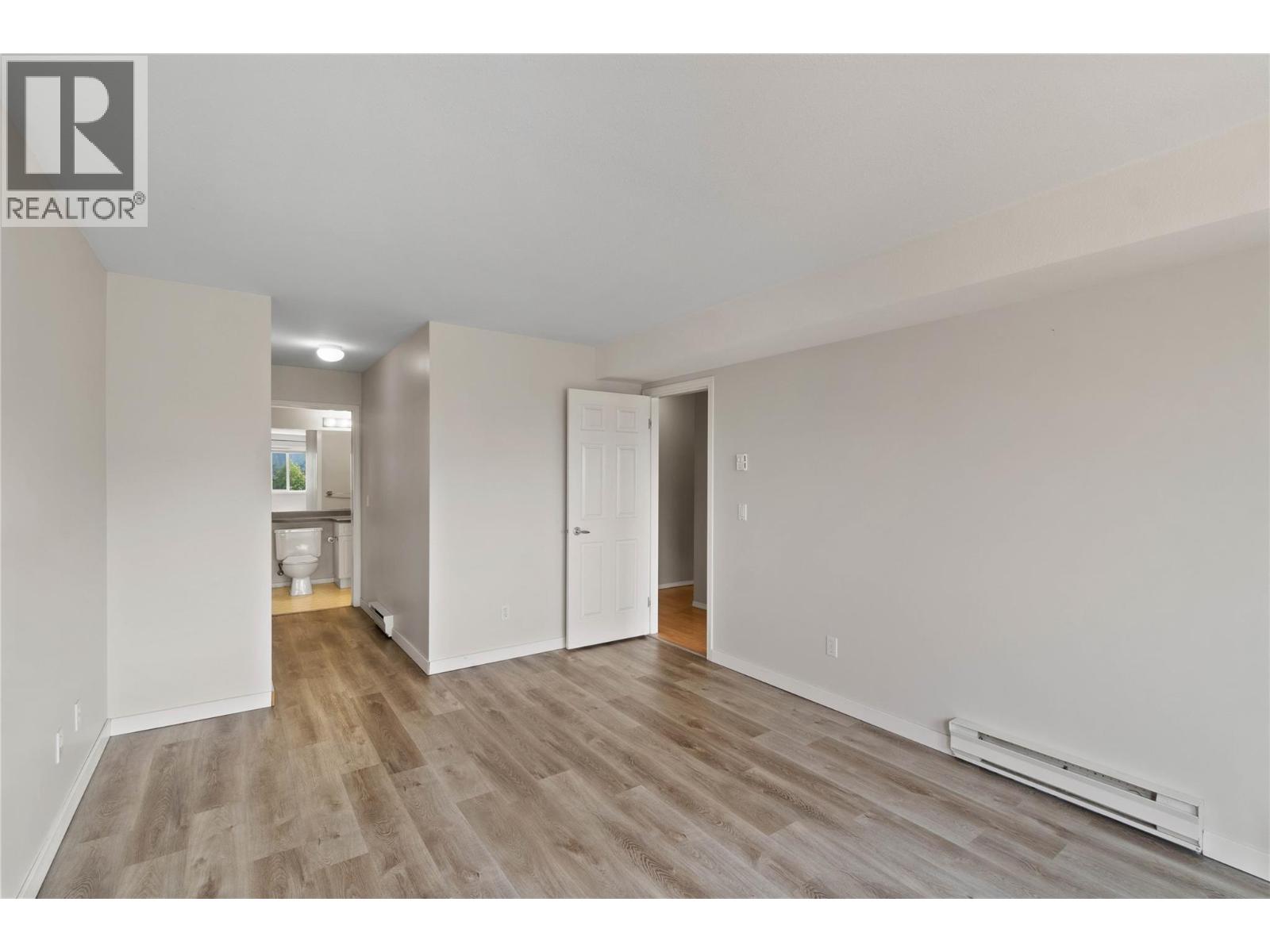 #413 1170 HUGH ALLAN Drive - 8
