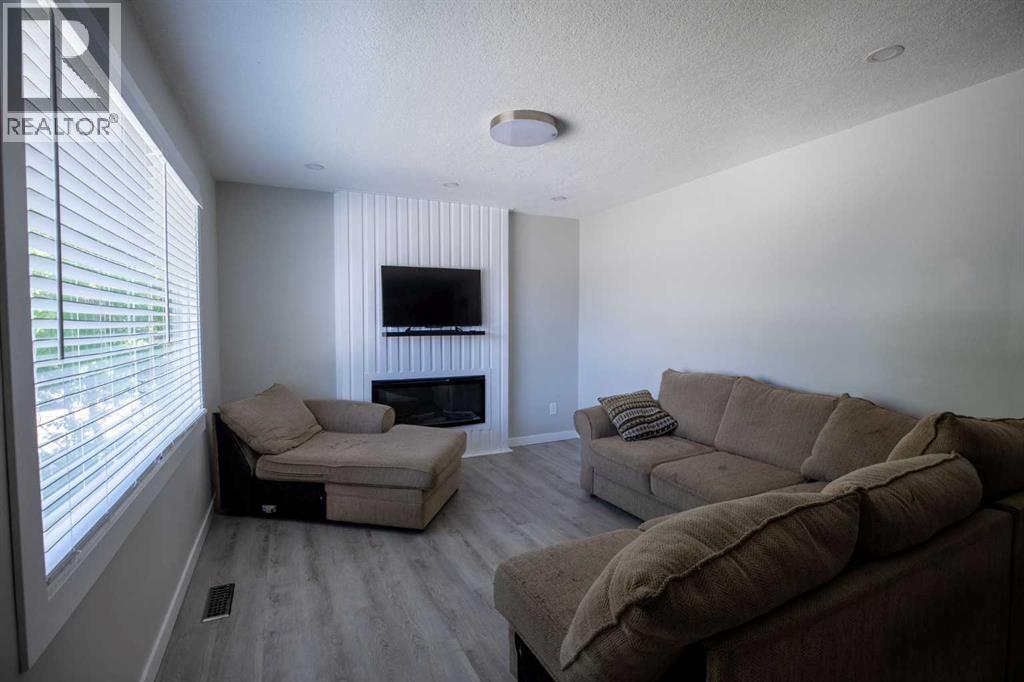 119 Maranda Close NE - 5