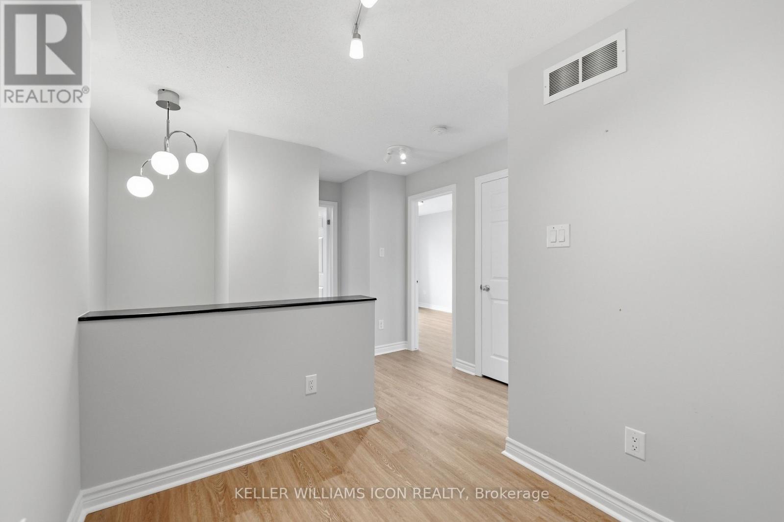 House for Rent in Ottawa – 689B SUE HOLLOWAY DRIVE, Ottawa – By Peter Sagos - Image 17