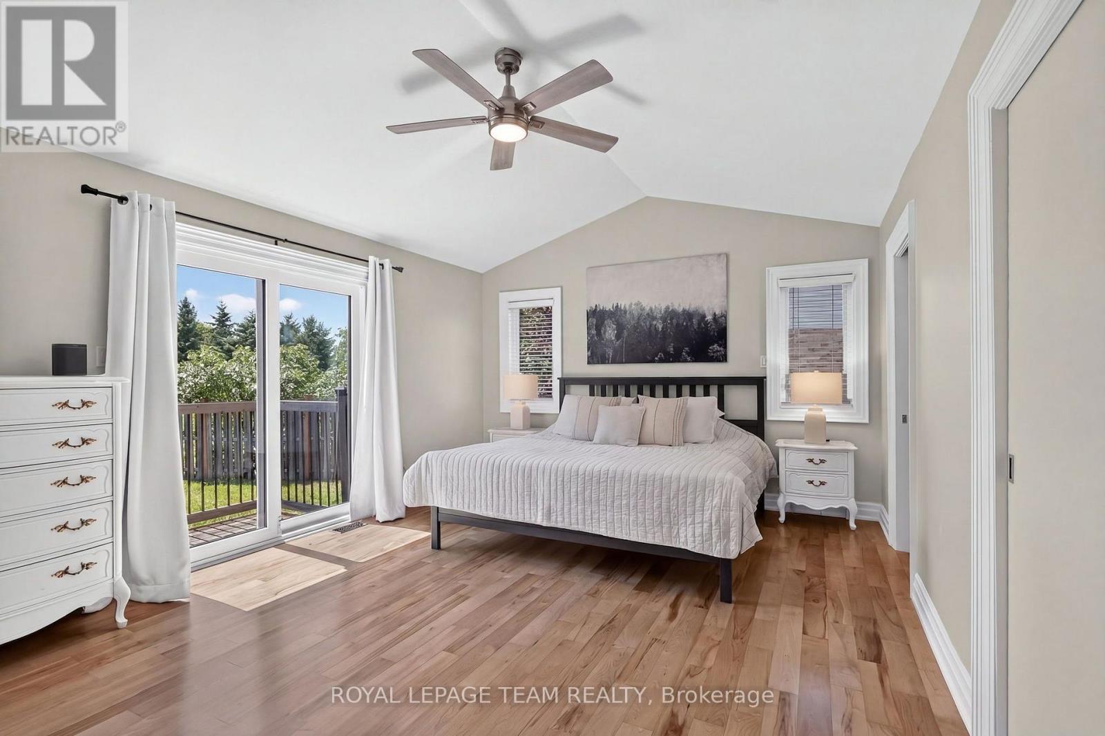 4 Bed, 2 Bath House for Sale in Ottawa – 1550 STANLEYFIELD CRESCENT, Ottawa – MLS# X13590702 - Image 40