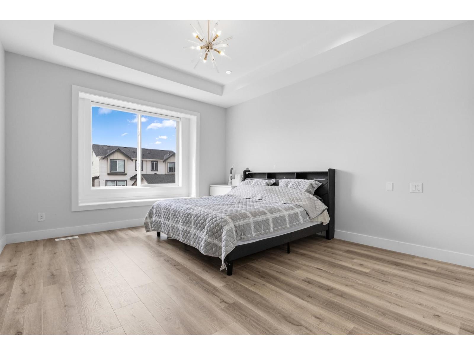5 Bed, 5 Bath House for Sale in Langley – 19660 74A AVENUE, Langley – MLS# R3132154 - Image 14