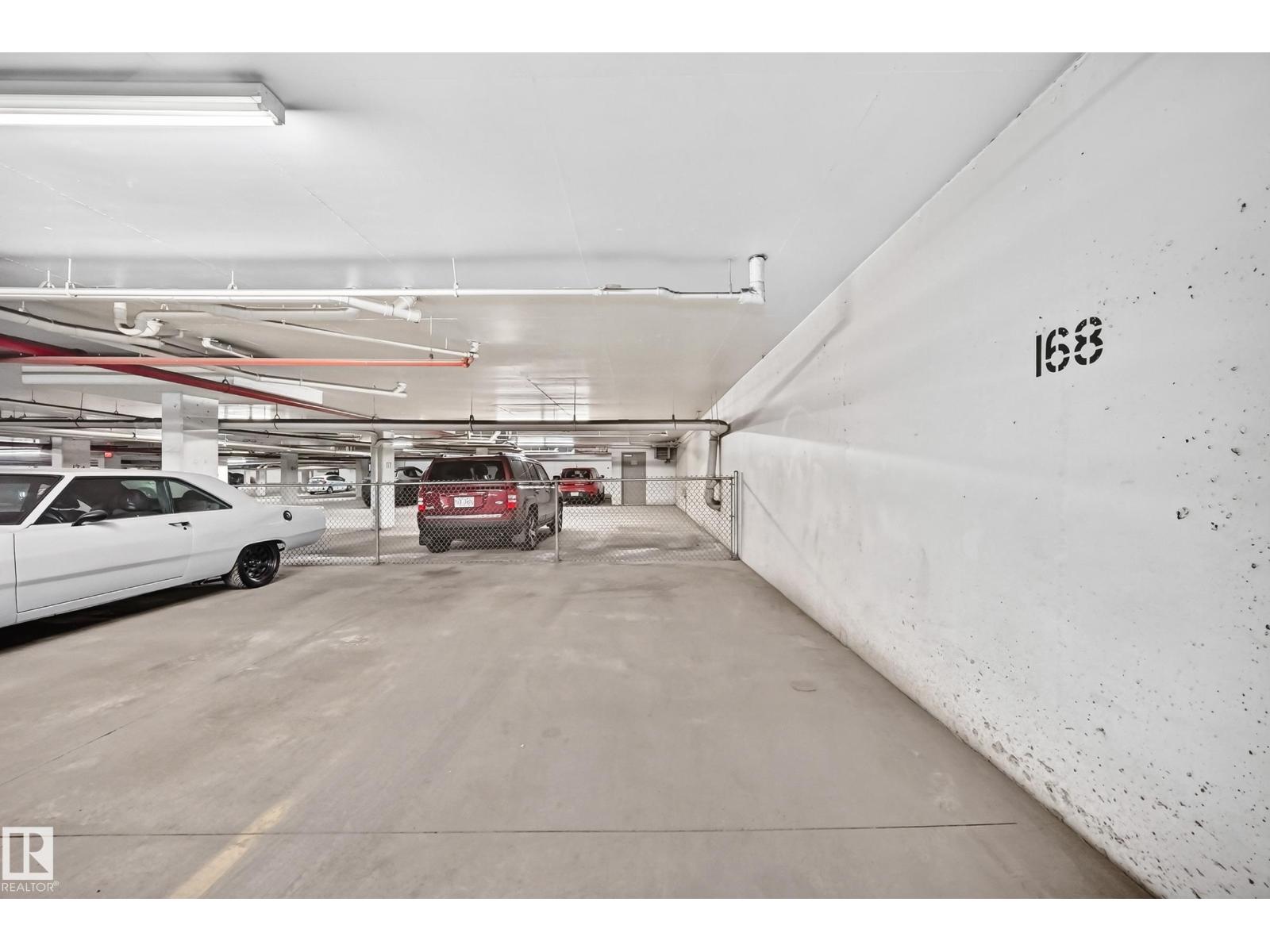 #218 13907 136 ST NW - 32